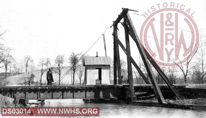 N&W 48 foot jack knife bridge over the Miami & Erie canal on the Cincinnati Belt Line