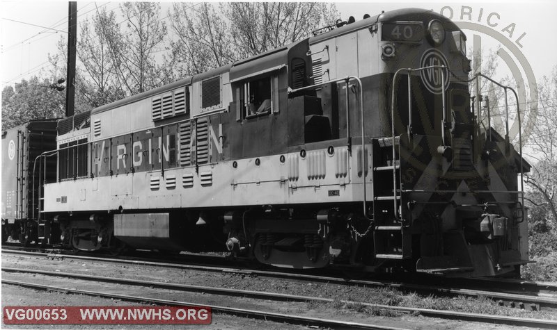VGN Diesel Locomotive  H16-44 #40 Roanoke, VA