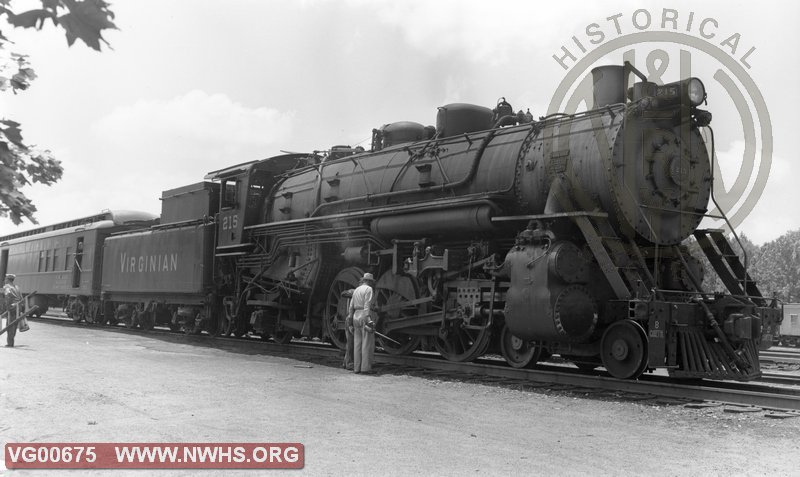 VGN Steam Locomotive 4-6-2 PA #215 Victoria, VA