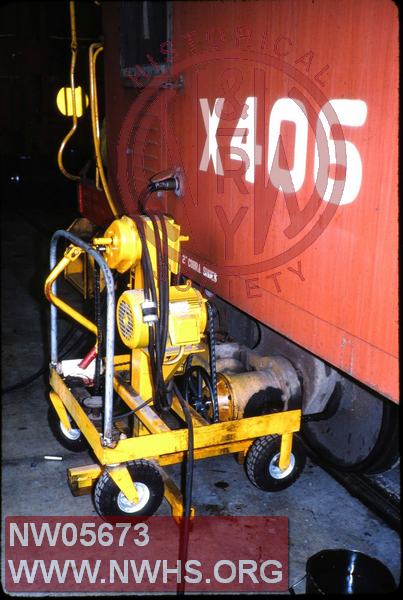 Slides 5636 - 5676 Show tools, fixtures, trucks, & fork lifts at various Southern Railway car shops