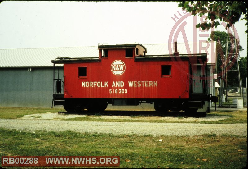 N&W Class CF Caboose #518309 at Lucasville, OH