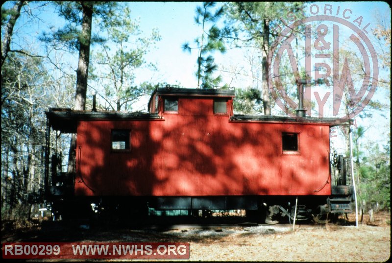 N&W Class CF Caboose #518338 in Southhampton County, VA
