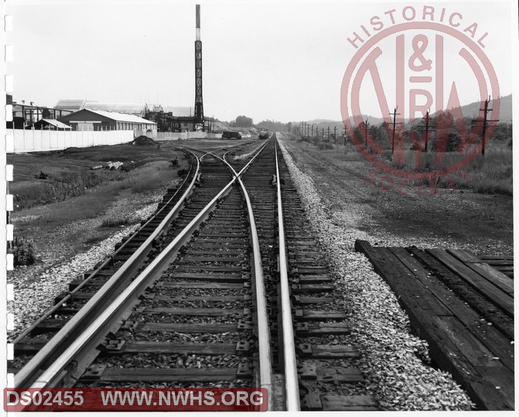 N&W: Pulaski yard:Looking East to lead into General Chemical Division Plant of Allied Chemical. Switch leads from main line.