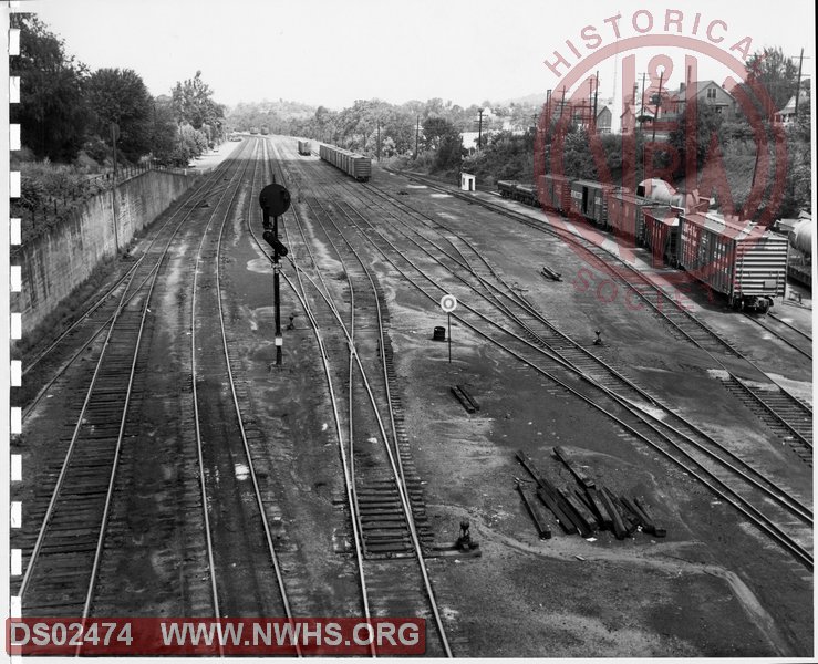 N&W: Bristol Yard:Looking at East End Bristol Yard from Mary Street Bridge.