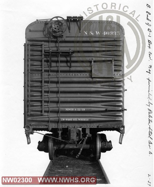 Class "B-1" Box Car #46335, End View, B&W  (Brake Wheel End)