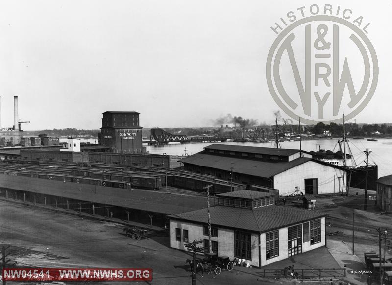 Grain Elevator & Warehouses - N&W Norfolk Docks
