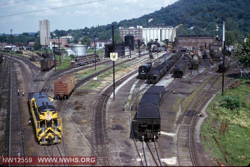 VGN H16-44 #44 at VGN Engine Terminal in Roanoke