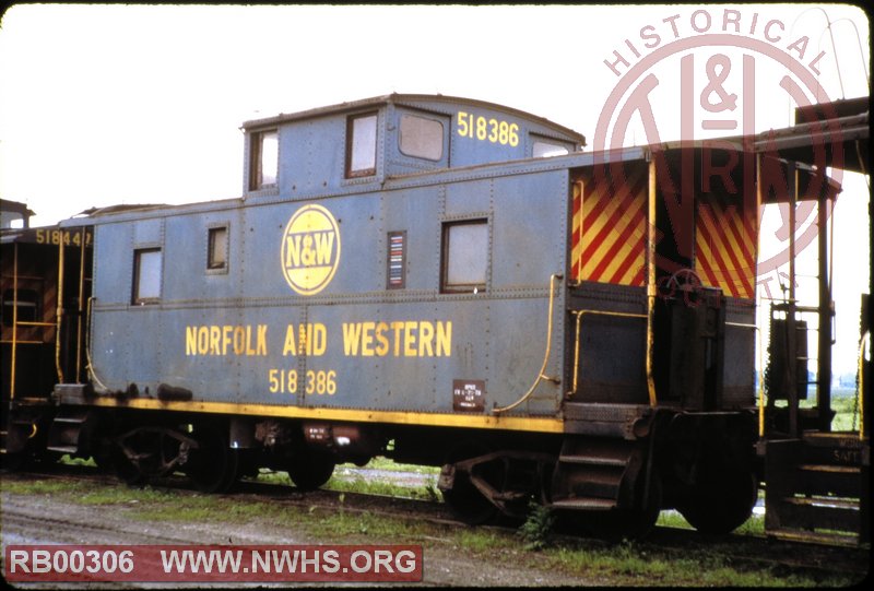 N&W Class CG Caboose #518386 at Bellevue, OH