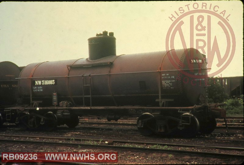 N&W Class TK Tank, Oil Refuse #516005 at Norfolk, VA